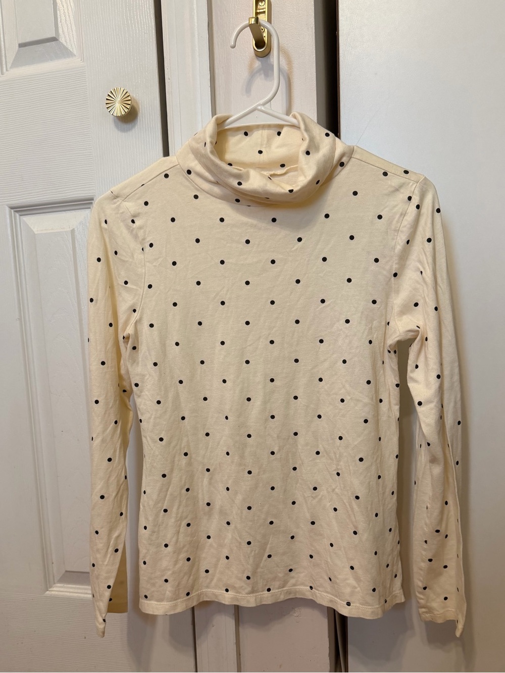 Old Navy Cream Polka Dot Turtleneck Top NWOT